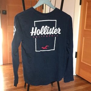 Hollister Long-Sleeve Graphic Shirt Navy Blue